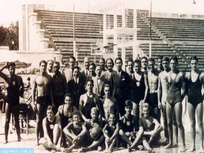 Atleti della SS Lazio Nuoto in una foto del 1932