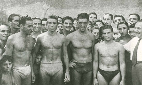 1943 – Staffetta sul Tevere