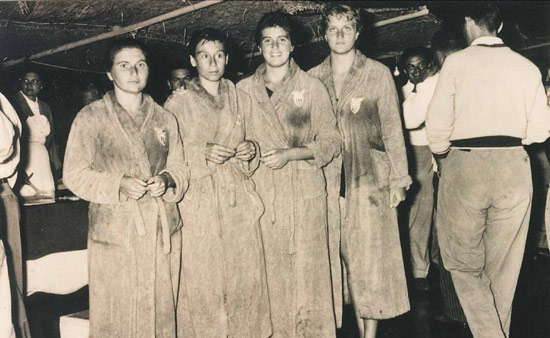 Anni 50 – Staffetta 4×100 mista femminile