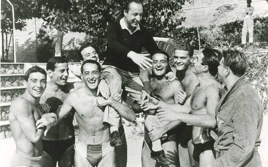 Camillo De Giovanni festeggiato dalla Squadra dello Scudetto