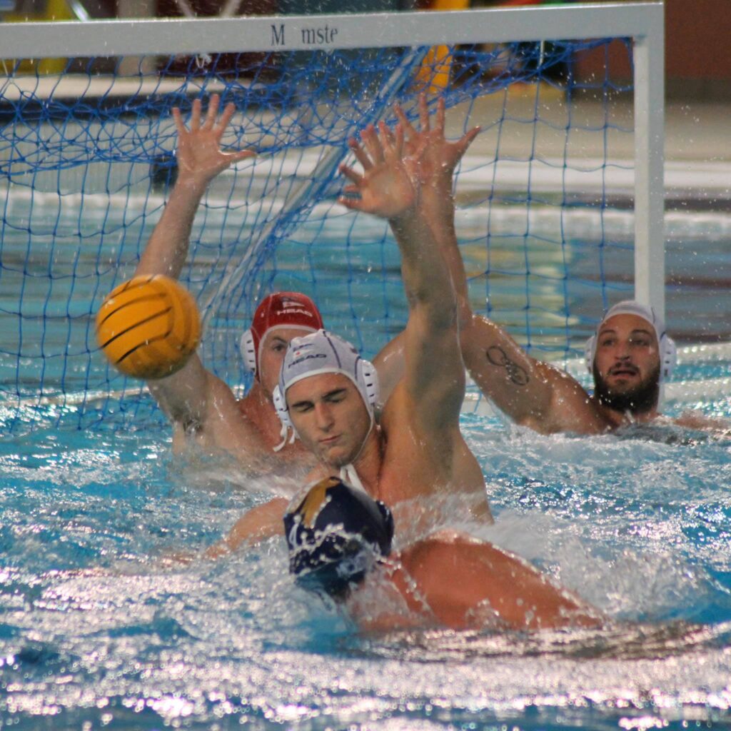 LAZIO BELLA PER TRE TEMPI, MA VINCE TRIESTE